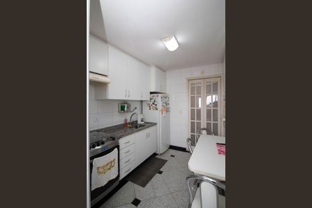 Apartamento à venda com 84m², 3 quartos e 2 vagas Apartamento à venda com 84m², 3 quartos e 2 vagasCozinha - Armários