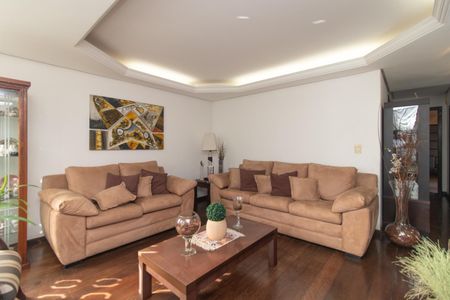 Sala de casa à venda com 4 quartos, 250m² em Nonoai, Porto Alegre