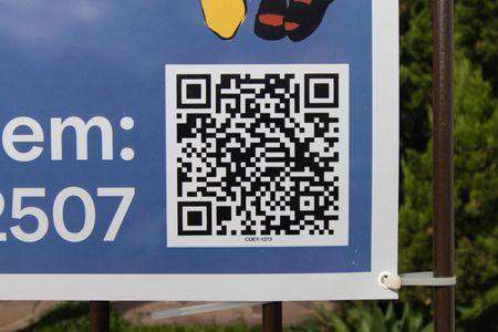 Casa à venda com 250m², 4 quartos e 2 vagasFachada