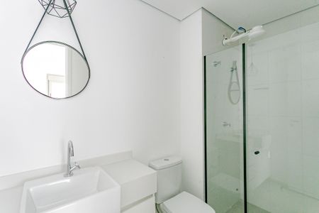 Banheiro de apartamento para alugar com 1 quarto, 29m² em Aclimação, São Paulo