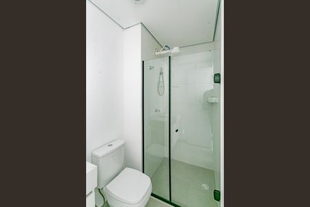 Banheiro de apartamento para alugar com 1 quarto, 29m² em Aclimação, São Paulo