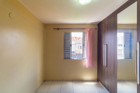 Quarto 2 de apartamento para alugar com 2 quartos, 42m² em Jardim Santa Adelia, São Paulo