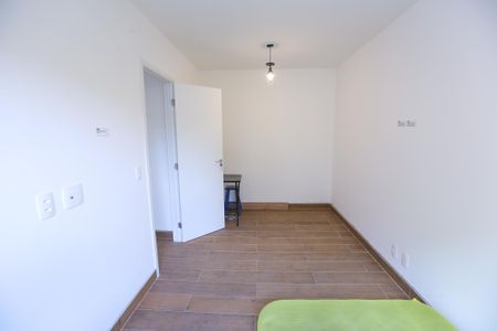Quarto 2 de apartamento para alugar com 2 quartos, 58m² em Vila Cruz das Almas, São Paulo