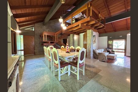 Casa de condomínio para alugar com 555m², 5 quartos e 5 vagasSala de Jantar