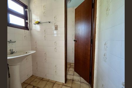 Casa de condomínio para alugar com 555m², 5 quartos e 5 vagasLavabo 1