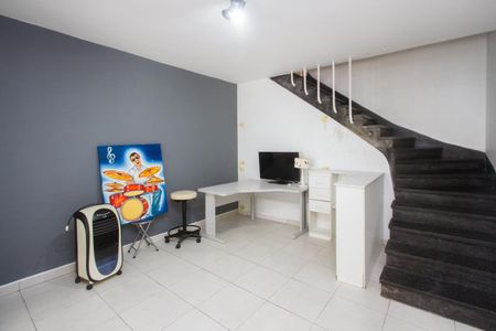 Casa para alugar com 1 quarto, 69m² em Parque Colonial, São Paulo