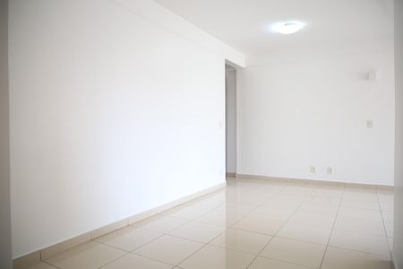 Apartamento para alugar com 2 quartos, 70m² em Setor Bueno, Goiânia