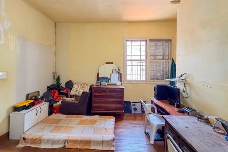 Casa à venda com 300m², 3 quartos e 2 vagas Casa à venda com 300m², 3 quartos e 2 vagasQuarto 1