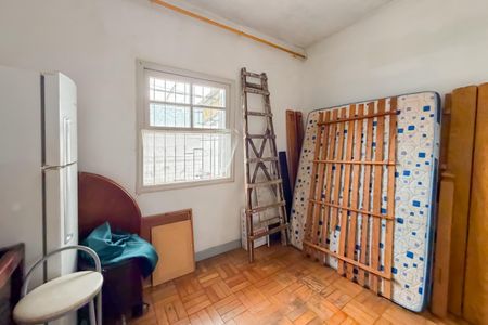 Casa à venda com 300m², 3 quartos e 2 vagas Casa à venda com 300m², 3 quartos e 2 vagasQuarto 3