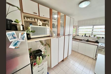 Apartamento à venda com 74m², 2 quartos e 1 vaga Apartamento à venda com 74m², 2 quartos e 1 vagaCozinha