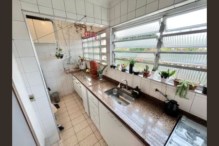 Apartamento à venda com 74m², 2 quartos e 1 vaga Apartamento à venda com 74m², 2 quartos e 1 vagaCozinha