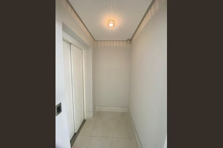 Apartamento à venda com 245m², 4 quartos e 4 vagasHall de entrada