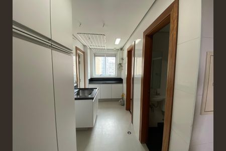 Apartamento à venda com 245m², 4 quartos e 4 vagasÁrea de Serviço