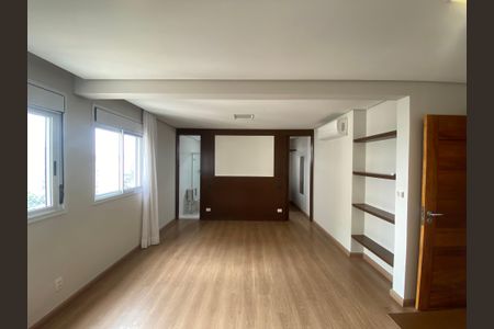 Apartamento à venda com 245m², 4 quartos e 4 vagasSuíte 1