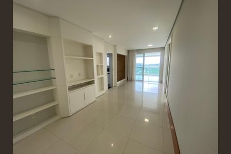 Apartamento à venda com 245m², 4 quartos e 4 vagasSala 2