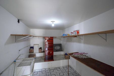 Casa para alugar com 373m², 5 quartos e 2 vagasQuarto de serviço 