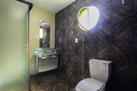 Casa para alugar com 373m², 5 quartos e 2 vagasBanheiro da suíte 2