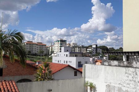 Casa para alugar com 373m², 5 quartos e 2 vagasVaranda - Vista