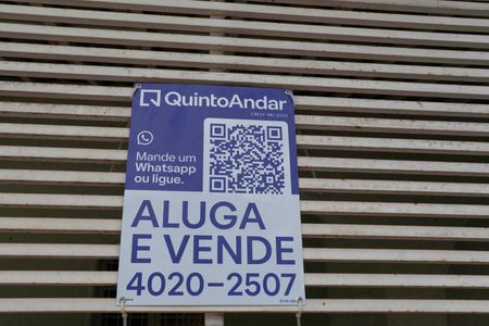 Casa para alugar com 373m², 5 quartos e 2 vagasFachada