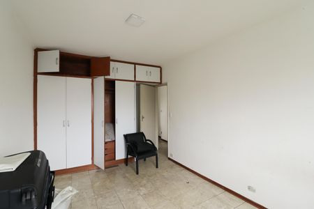 Casa para alugar com 300m², 3 quartos e 2 vagas Casa para alugar com 300m², 3 quartos e 2 vagasQuarto 2