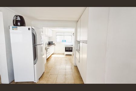 Casa para alugar com 156m², 4 quartos e 2 vagasCozinha