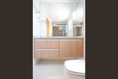 Apartamento para alugar com 96m², 3 quartos e 2 vagasBanheiro da suíte