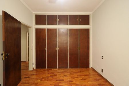 Casa para alugar com 250m², 4 quartos e 3 vagas Casa para alugar com 250m², 4 quartos e 3 vagasQuarto 1