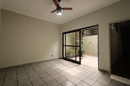 Sala de Jantar de casa para alugar com 4 quartos, 250m² em Jardim Macedo, Ribeirão Preto