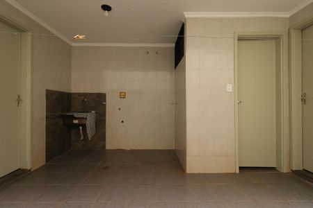 Casa para alugar com 250m², 4 quartos e 3 vagas Casa para alugar com 250m², 4 quartos e 3 vagasÁrea de Serviço