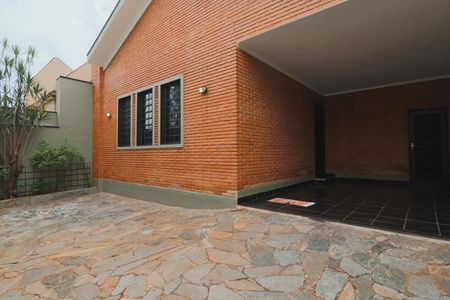 Casa para alugar com 250m², 4 quartos e 3 vagas Casa para alugar com 250m², 4 quartos e 3 vagasGaragem