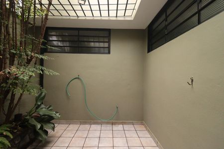 Casa para alugar com 250m², 4 quartos e 3 vagas Casa para alugar com 250m², 4 quartos e 3 vagasJardim de inverno