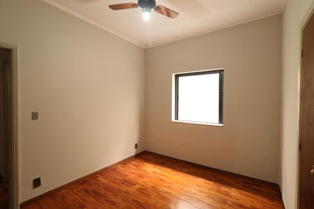 Casa para alugar com 250m², 4 quartos e 3 vagas Casa para alugar com 250m², 4 quartos e 3 vagasQuarto 2