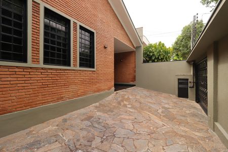 Casa para alugar com 250m², 4 quartos e 3 vagas Casa para alugar com 250m², 4 quartos e 3 vagasGaragem
