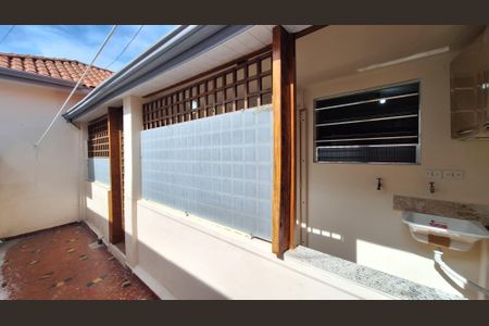 Casa para alugar com 60m², 1 quarto e sem vaga Casa para alugar com 60m², 1 quarto e sem vagaQuintal