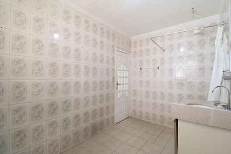 Casa para alugar com 60m², 1 quarto e sem vagaBanheiro