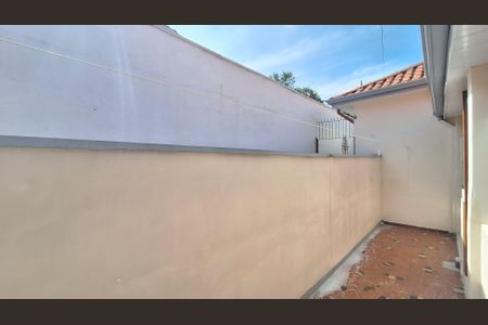 Casa para alugar com 60m², 1 quarto e sem vaga Casa para alugar com 60m², 1 quarto e sem vagaQuintal