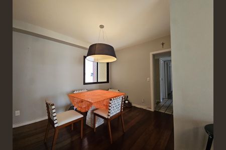 Apartamento para alugar com 136m², 4 quartos e 2 vagassala 