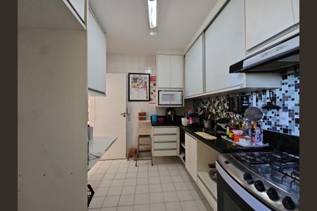 Apartamento para alugar com 136m², 4 quartos e 2 vagasCozinha