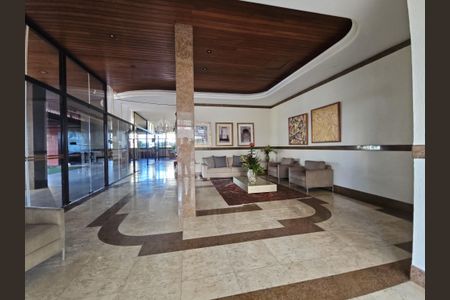 Apartamento para alugar com 136m², 4 quartos e 2 vagasHall