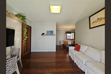 Apartamento para alugar com 136m², 4 quartos e 2 vagassala