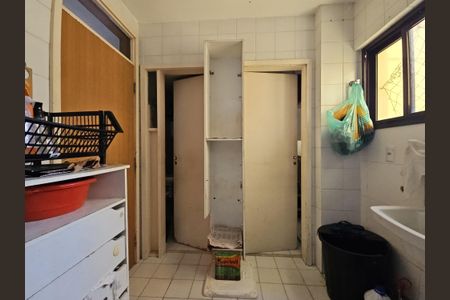 Apartamento para alugar com 136m², 4 quartos e 2 vagasÁrea de Serviço