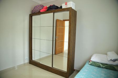Casa à venda com 150m², 2 quartos e 2 vagasQuarto 2 