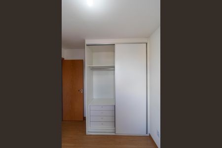Apartamento para alugar com 43m², 2 quartos e 1 vagaQuarto 02 - Armário