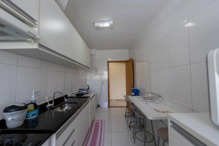 Apartamento à venda com 66m², 2 quartos e 2 vagasCozinha