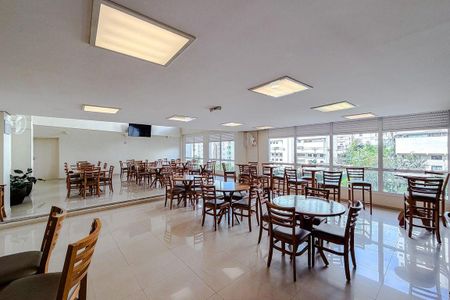 Apartamento à venda com 108m², 3 quartos e 2 vagasSalão de Festas