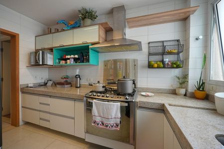 Apartamento à venda com 108m², 3 quartos e 2 vagasCozinha