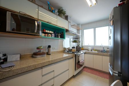 Apartamento à venda com 108m², 3 quartos e 2 vagasCozinha