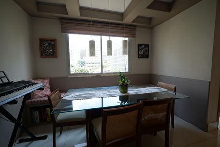 Apartamento à venda com 108m², 3 quartos e 2 vagasSala