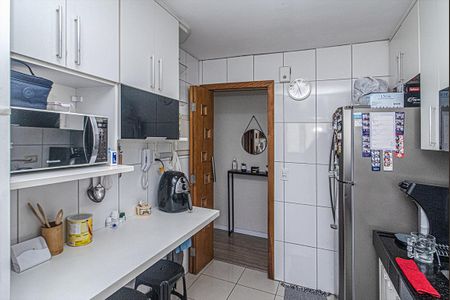Apartamento à venda com 60m², 2 quartos e 1 vagacozinha_4