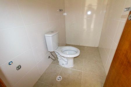 Apartamento para alugar com 48m², 2 quartos e sem vaga Apartamento para alugar com 48m², 2 quartos e sem vagaBanheiro